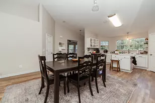 415 Bobby Dr, Crestview, FL 32536 - Photo 4