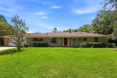 116 Ten Lake Drive, Defuniak Springs, FL 32433 - Photo 1