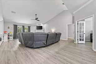 740 Riva Ridge Dr, Crestview, FL 32539 - Photo 6