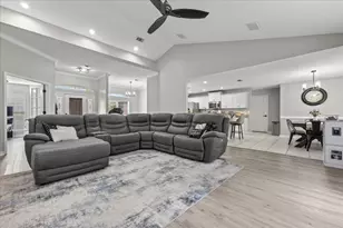740 Riva Ridge Dr, Crestview, FL 32539 - Photo 12