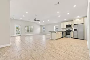 2107 Nina St, Navarre, FL 32566 - Photo 8