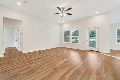 105 Fairway Drive, Crestview, FL 32536 - Photo 8