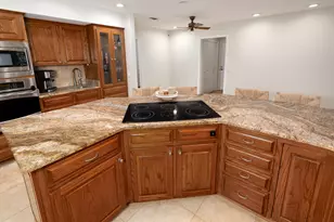 916 E Choctawhatchee Dr, Niceville, FL 32578 - Photo 12