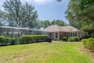 916 E Choctawhatchee Dr, Niceville, FL 32578 - Photo 34