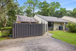 1000 Bay Dr, Niceville, FL 32578 - Photo 4