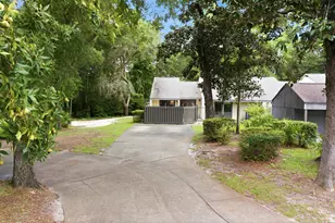 1000 Bay Dr, Niceville, FL 32578 - Photo 16
