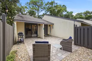 1000 Bay Dr, Niceville, FL 32578 - Photo 2