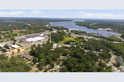 229 Palmetto Avenue, Niceville, FL 32578 - Photo 48
