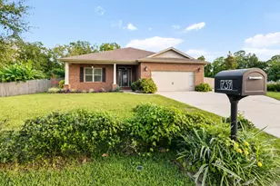739 Overbrook Dr, Fort Walton Beach, FL 32547 - Photo 2