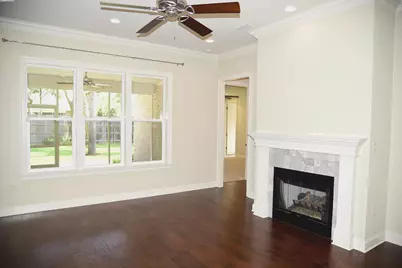 806 Flowering Path, Niceville, FL 32578 - Photo 4