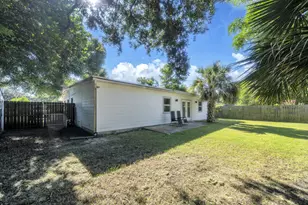 415 Avon Ln, Mary Esther, FL 32569 - Photo 34