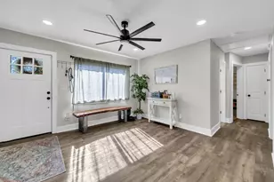 415 Avon Ln, Mary Esther, FL 32569 - Photo 2