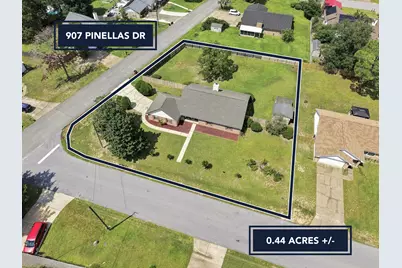 907 Pinellas Drive, Crestview, FL 32536 - Photo 1
