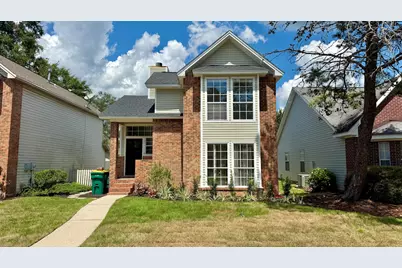 215 Parkwood Circle, Niceville, FL 32578 - Photo 1