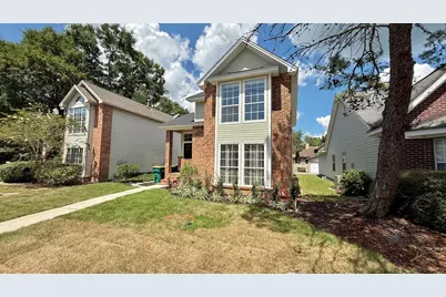 215 Parkwood Circle, Niceville, FL 32578 - Photo 2