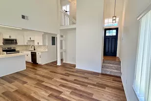 215 Parkwood Cir, Niceville, FL 32578 - Photo 8