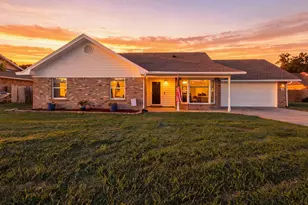 11 Tanglewood Cir, Fort Walton Beach, FL 32547 - Photo 1