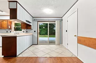 822 Valparaiso Blvd, Niceville, FL 32578 - Photo 18
