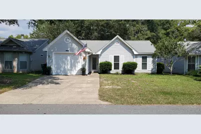 109 Meadowbrook Court, Niceville, FL 32578 - Photo 1