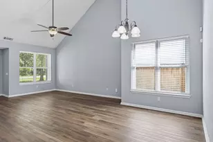 104 Northern Pine Rd, Fort Walton Beach, FL 32547 - Photo 10