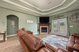 652 Teal St, Crestview, FL 32539 - Photo 8
