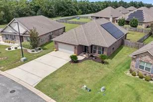 652 Teal St, Crestview, FL 32539 - Photo 44