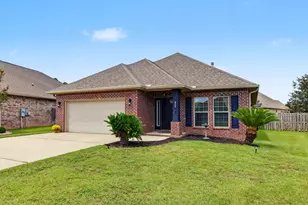 652 Teal St, Crestview, FL 32539 - Photo 2