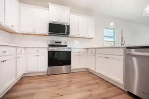 21 A 5th Ave, Shalimar, FL 32579 - Photo 6