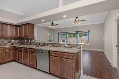 116 Wellington Road, Fort Walton Beach, FL 32547 - Photo 10