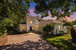 402 Tiger Pointe Dr, Niceville, FL 32578 - Photo 2