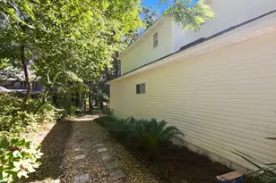 402 Tiger Pointe Dr, Niceville, FL 32578 - Photo 44