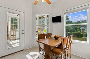 402 Tiger Pointe Dr, Niceville, FL 32578 - Photo 18