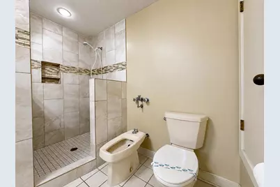 200 SW Miracle Strip Parkway #302, Fort Walton Beach, FL 32548 - Photo 24