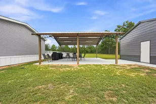 377 Wagner Dr, Defuniak Springs, FL 32433 - Photo 8