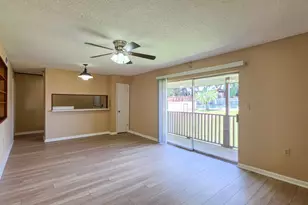 405 Marshall Ct, Fort Walton Beach, FL 32548 - Photo 1
