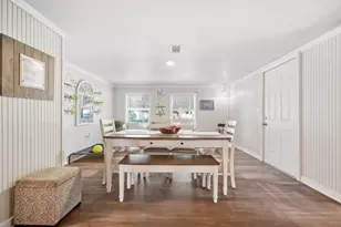 234 Deer St, Niceville, FL 32578 - Photo 2