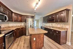 653 Territory Ln, Crestview, FL 32536 - Photo 8