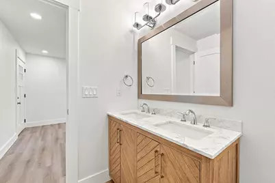 1215 S Cedar Avenue, Niceville, FL 32578 - Photo 28