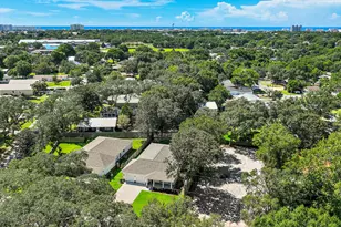 608 5th St, Destin, FL 32541 - Photo 36