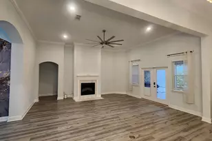 513 W Club House Dr, Freeport, FL 32439 - Photo 8