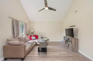 627 Lloyd St, Fort Walton Beach, FL 32547 - Photo 4
