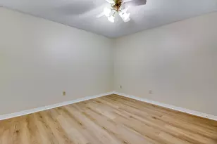 235 Karen Ct, Niceville, FL 32578 - Photo 24