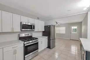 8 SE Waynel Circle, Fort Walton Beach, FL 32548 - Photo 8