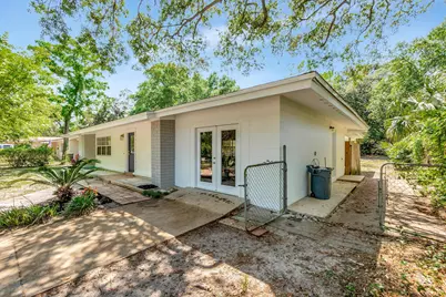 8 SE Waynel Circle, Fort Walton Beach, FL 32548 - Photo 2