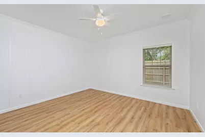 443 E Cobb Avenue, Crestview, FL 32539 - Photo 28