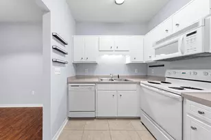 1501 N Partin Dr, Niceville, FL 32578 - Photo 10