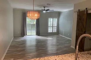 2723 Bay Club Dr, Navarre, FL 32566 - Photo 18