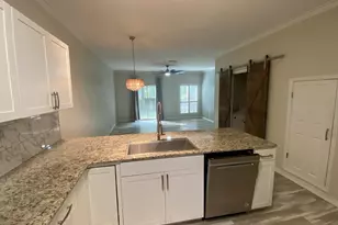 2723 Bay Club Dr, Navarre, FL 32566 - Photo 16