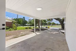 343 NW Hollywood Blvd, Fort Walton Beach, FL 32548 - Photo 26