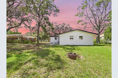 343 NW Hollywood Boulevard, Fort Walton Beach, FL 32548 - Photo 2